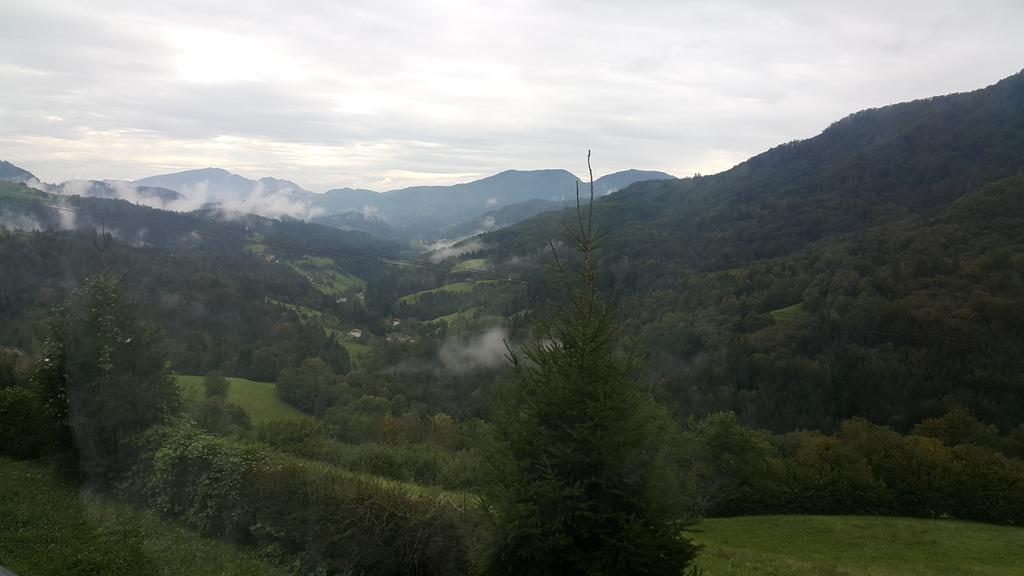 Hotel Trojane, Inspiration Of The Green Retreat Bagian luar foto