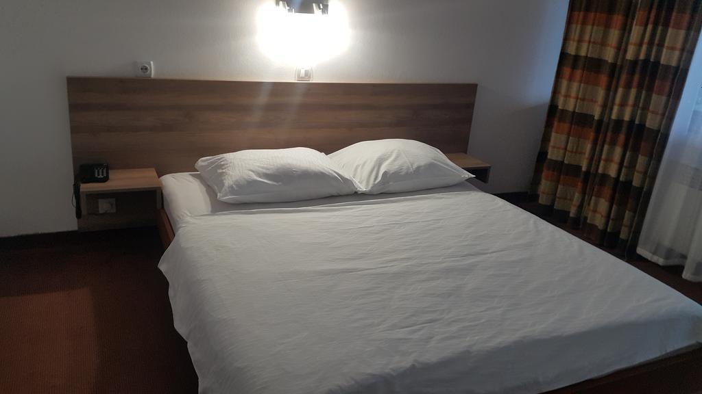 Hotel Trojane, Inspiration Of The Green Retreat Bagian luar foto